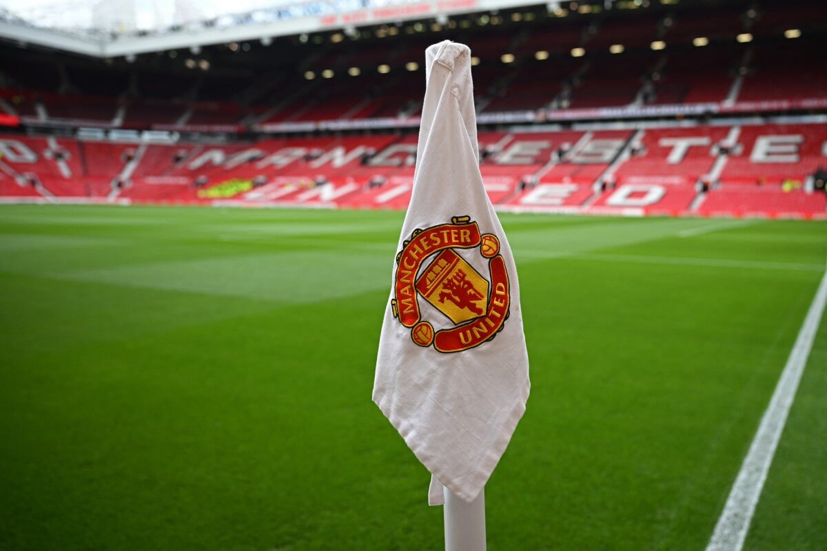 United starkast även i returmötet