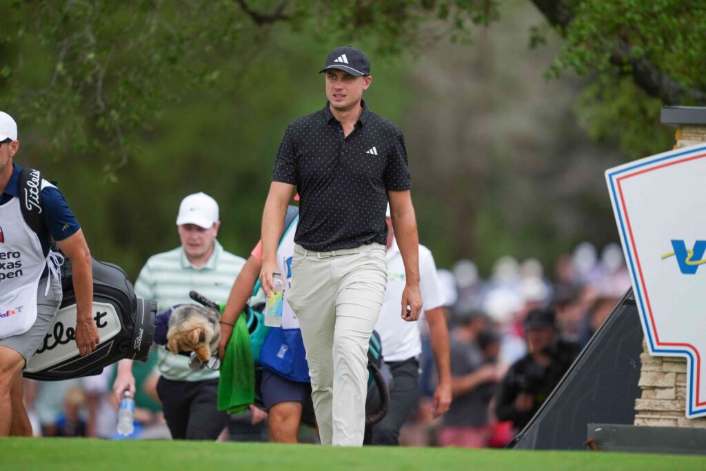 Ludvig Åberg gör upp om titeln i Texas Open: Det gäller för att följa Åberg på tv under söndagen