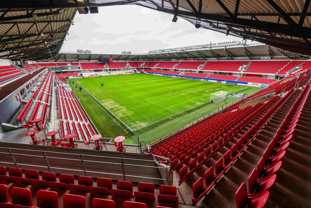 Kalmar – Halmstad på tv: TV4 Play sänder från Guldfågeln idag