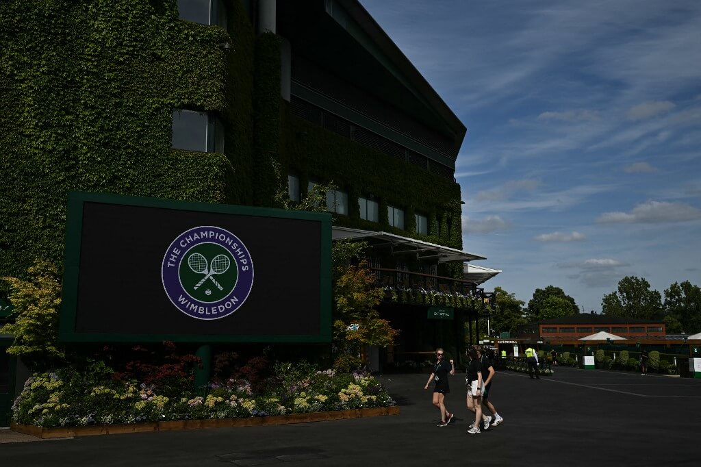 Det blir svenskt i Wimbledon – Elias Ymer kvalade in