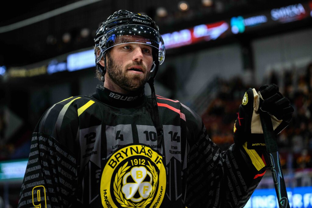 Järnkrok fick sitt mål – efter 31 dagar: Nu väntar serieledaren